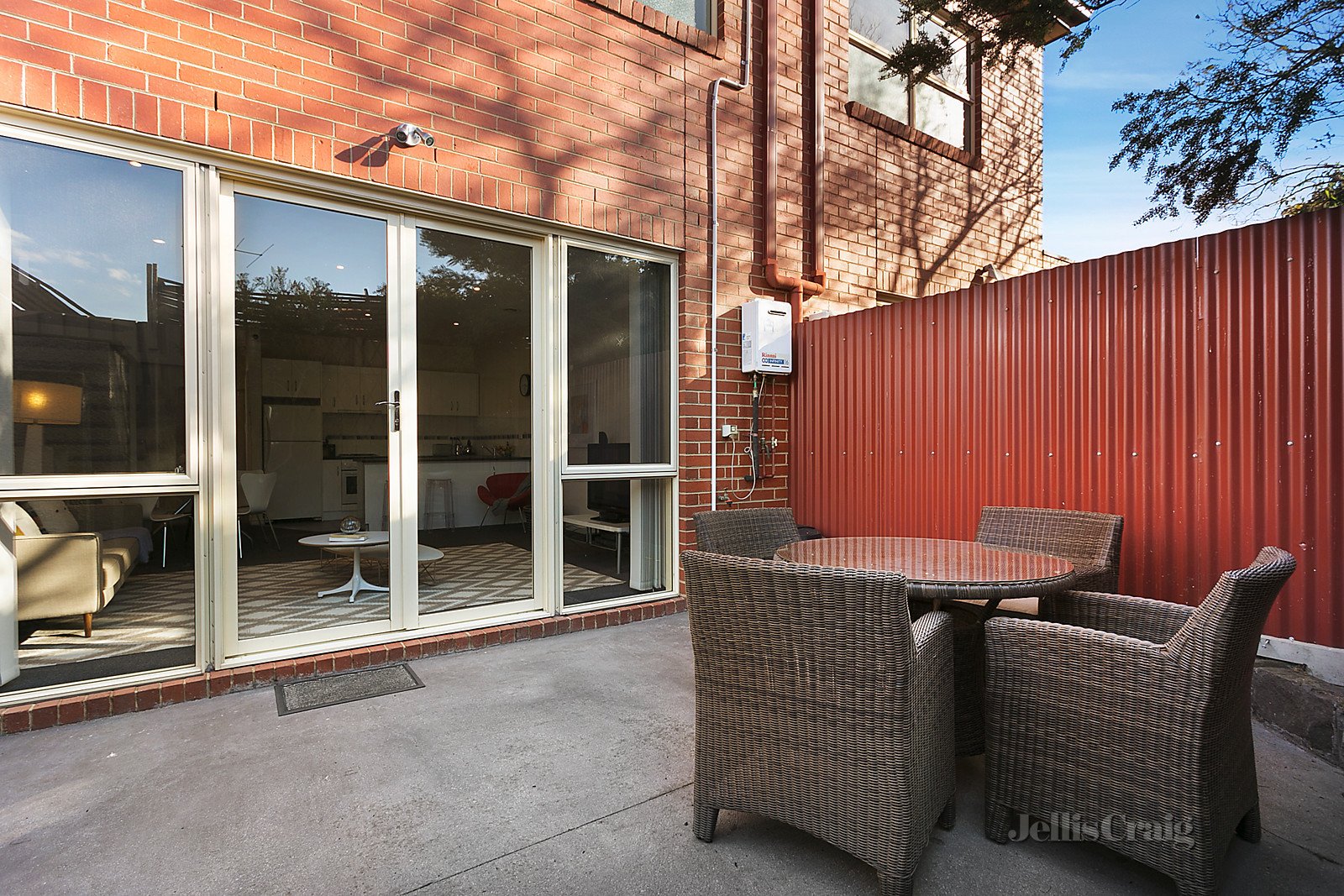 1/464 Victoria Street, Brunswick West image 9