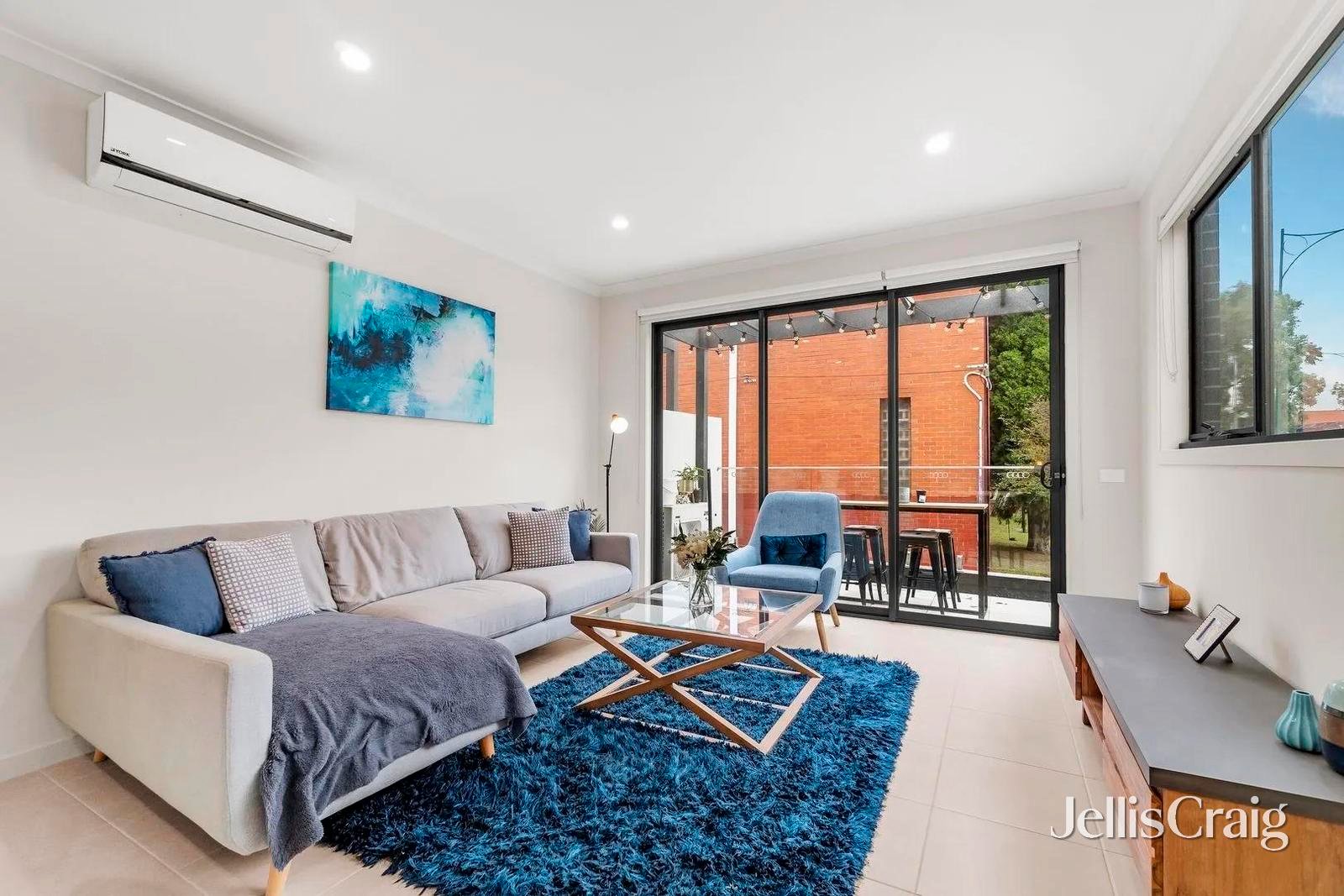 1/465 Whitehorse Road, Mitcham image 3