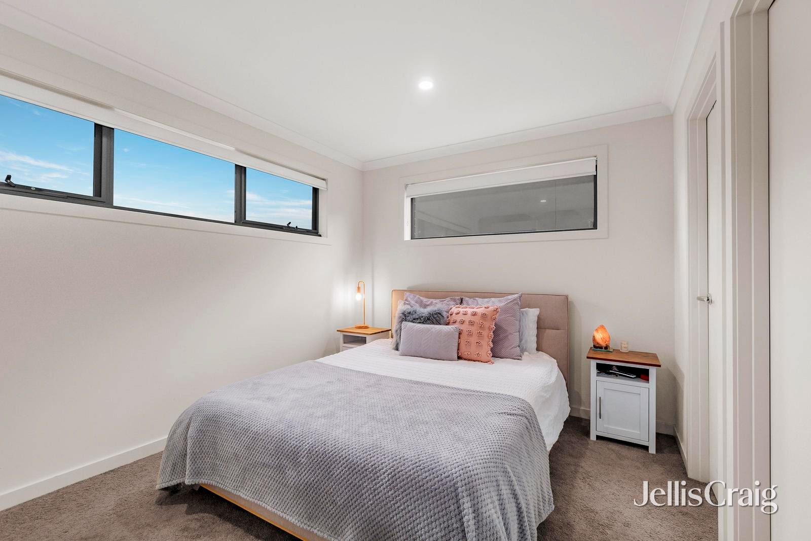 1/465 Whitehorse Road, Mitcham image 6