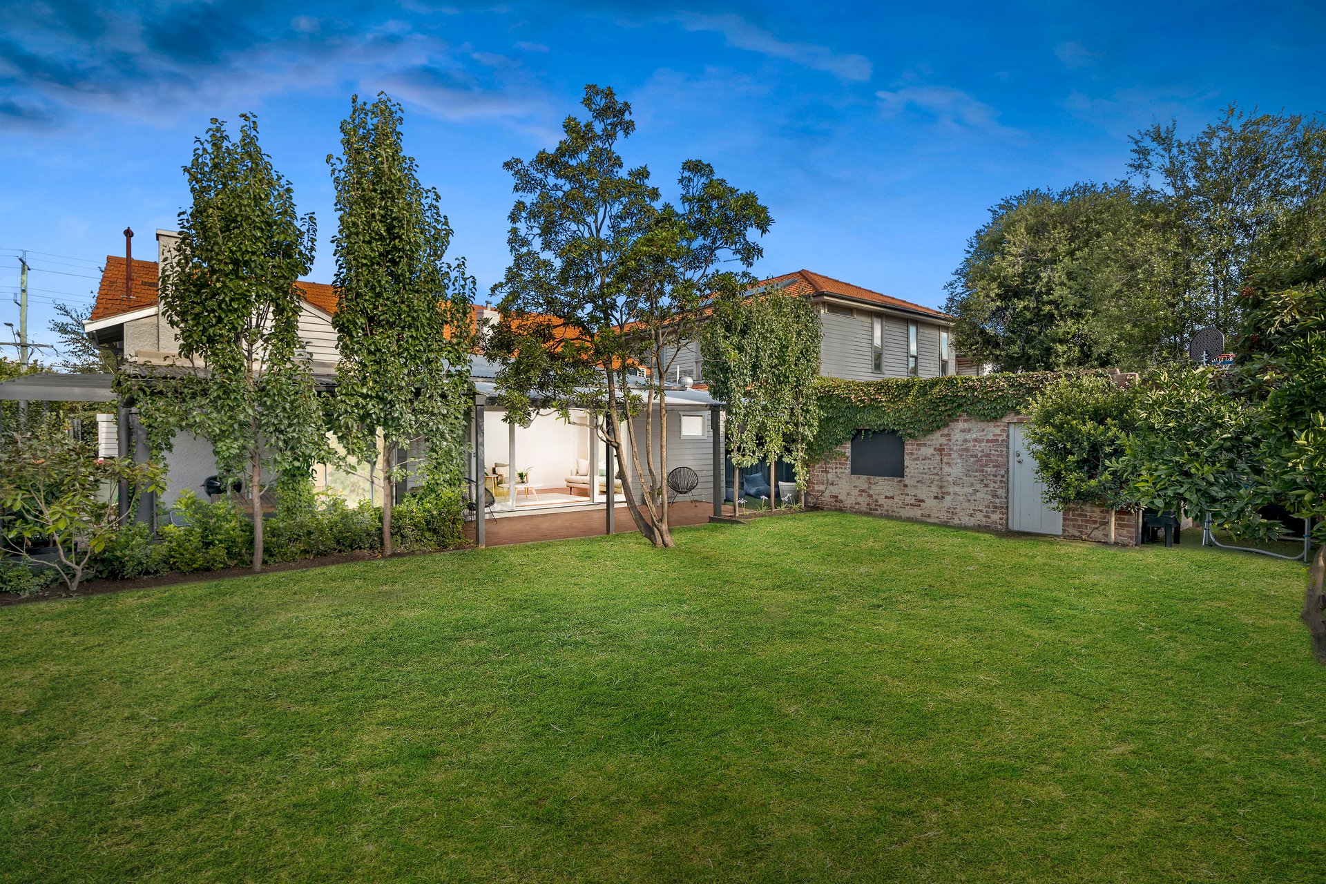 Property Gallery Thumbnail 12