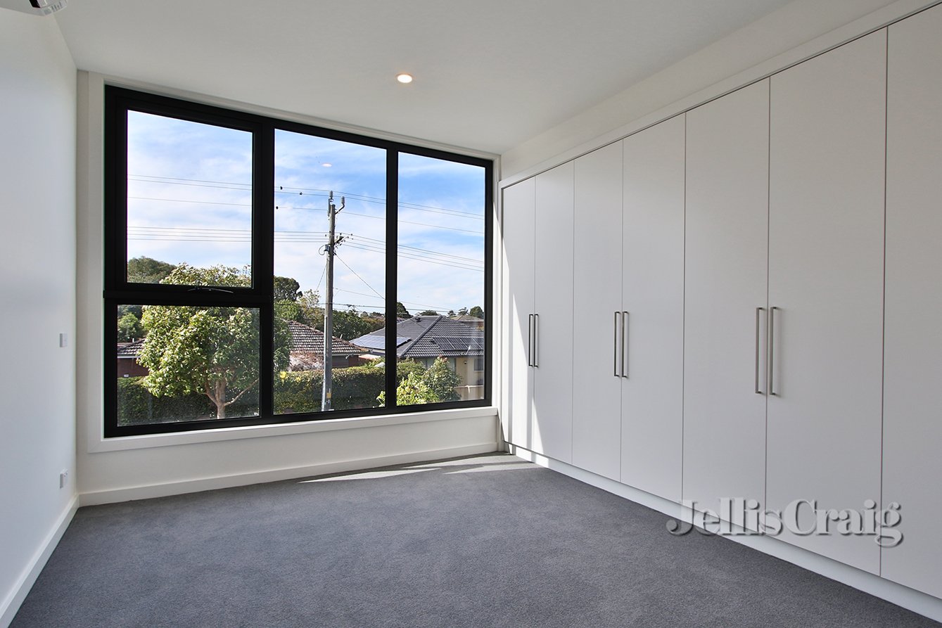 147 Brady Road, Bentleigh East image 7