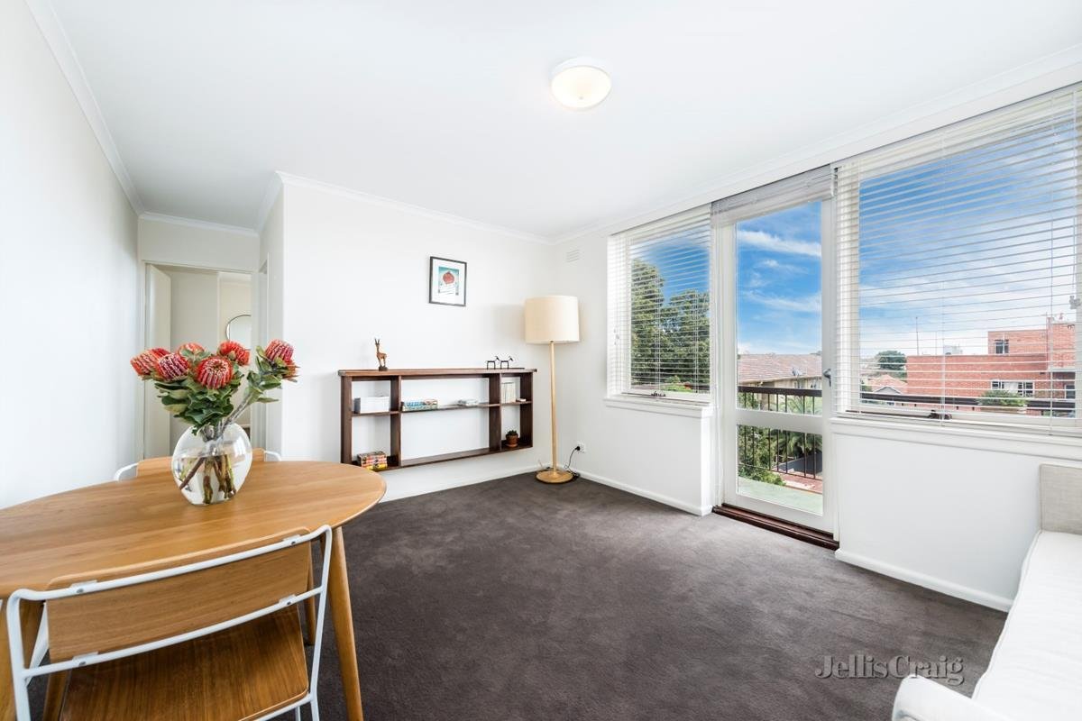 14/7 Cardigan Street, St Kilda East image 3
