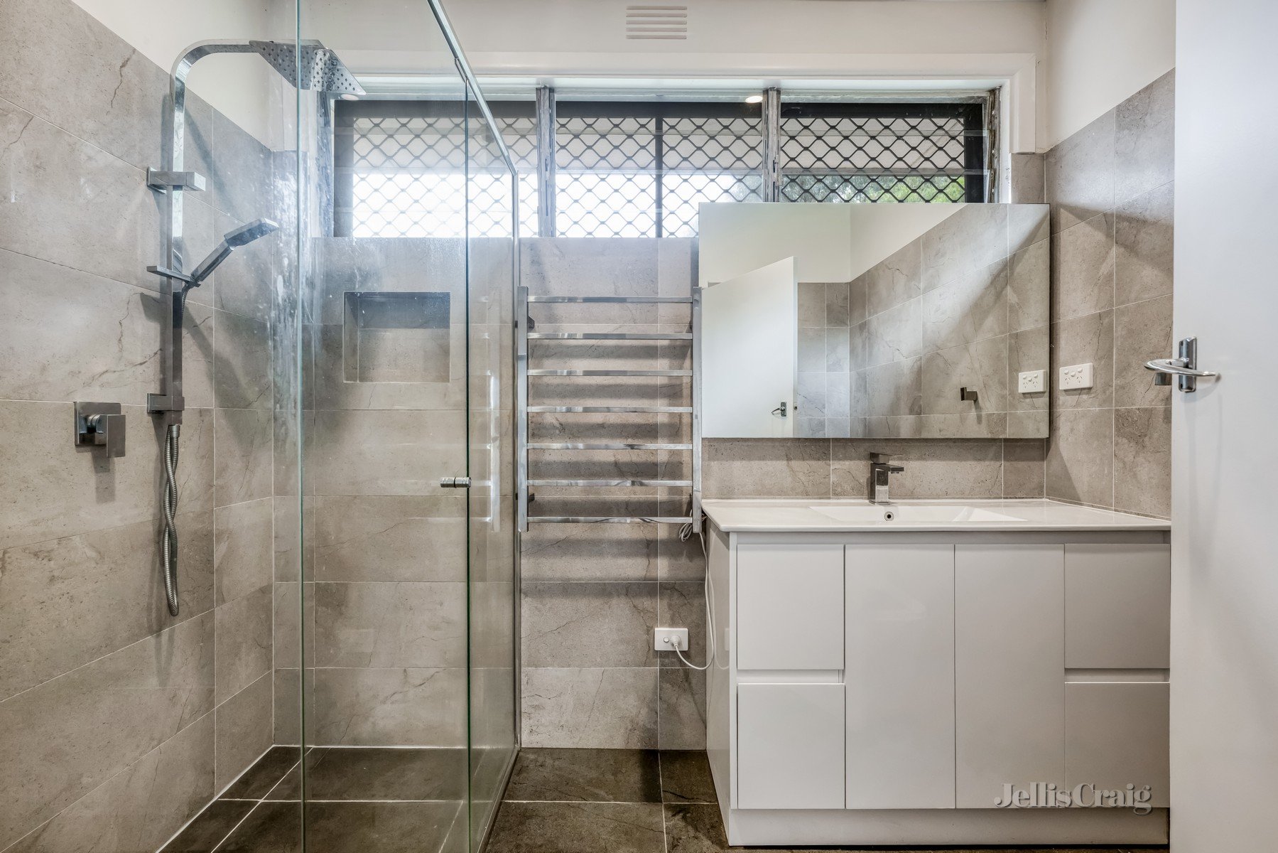147 Clarke Street, Northcote image 5