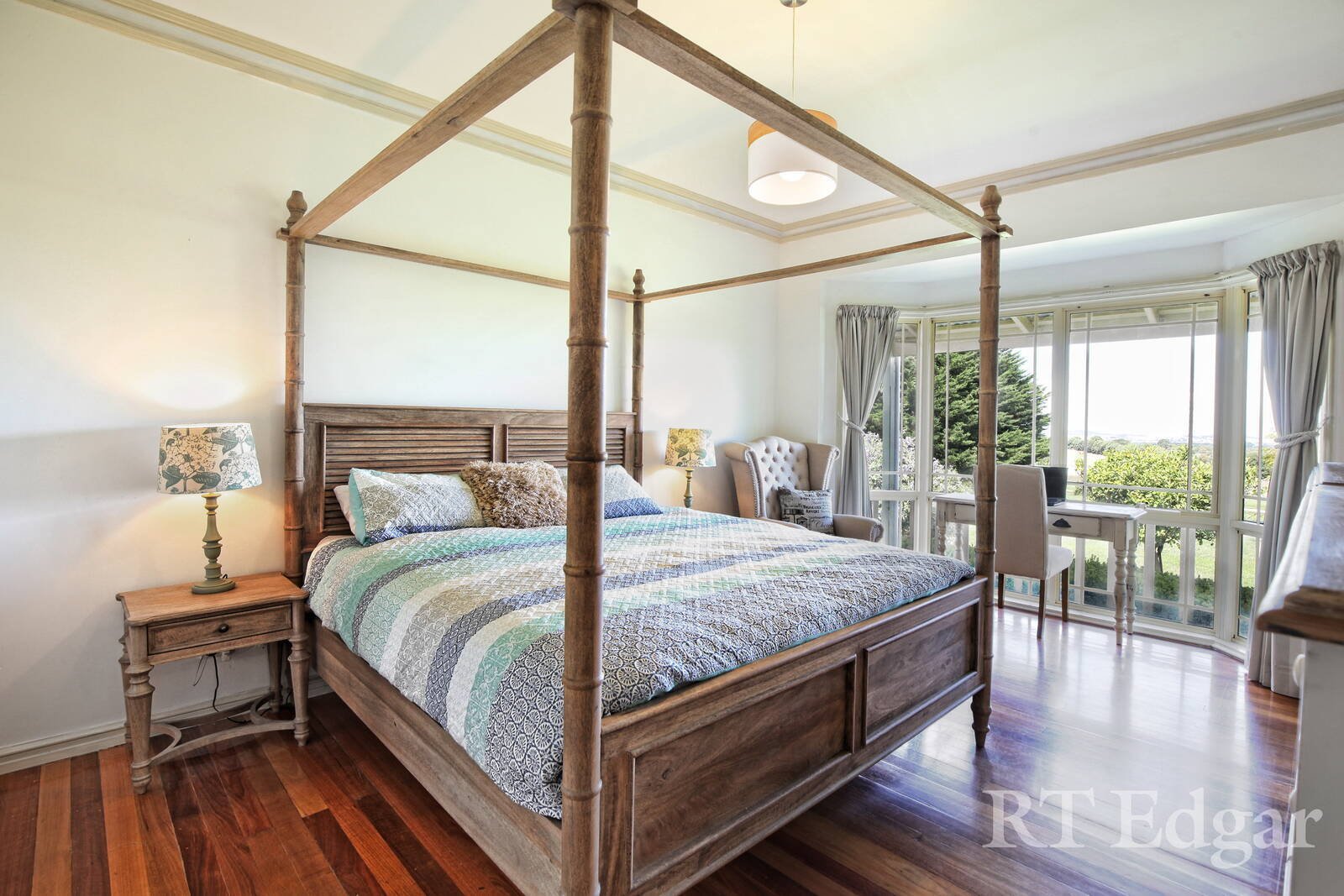 Property Gallery Thumbnail 9