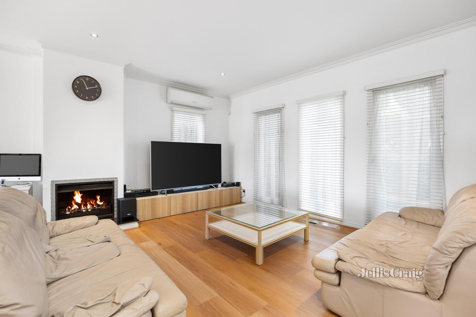 1/47 Doynton Parade, Mount Waverley image 2