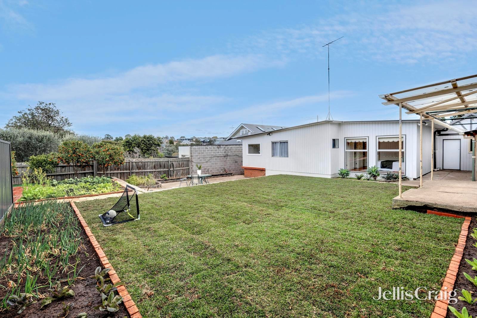 147 Essex Street, Pascoe Vale image 11