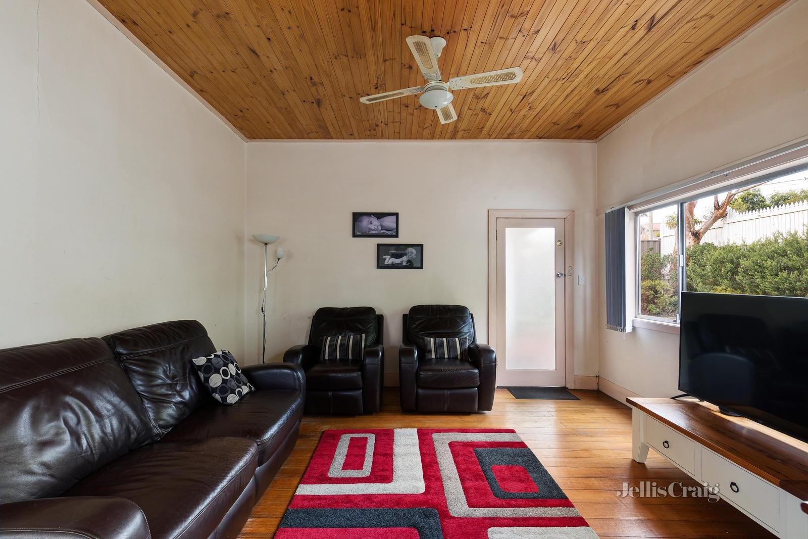 147 Mountain View Road, Briar Hill image 2
