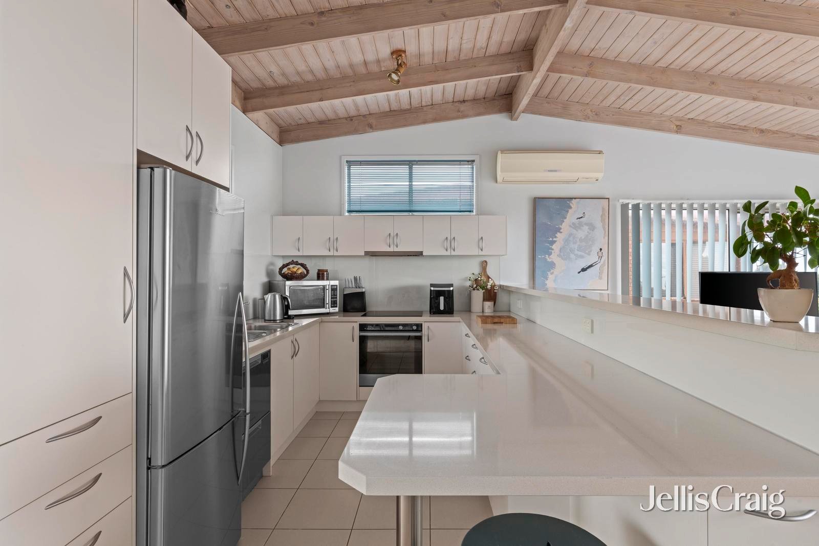 147 The Esplanade, Torquay image 7