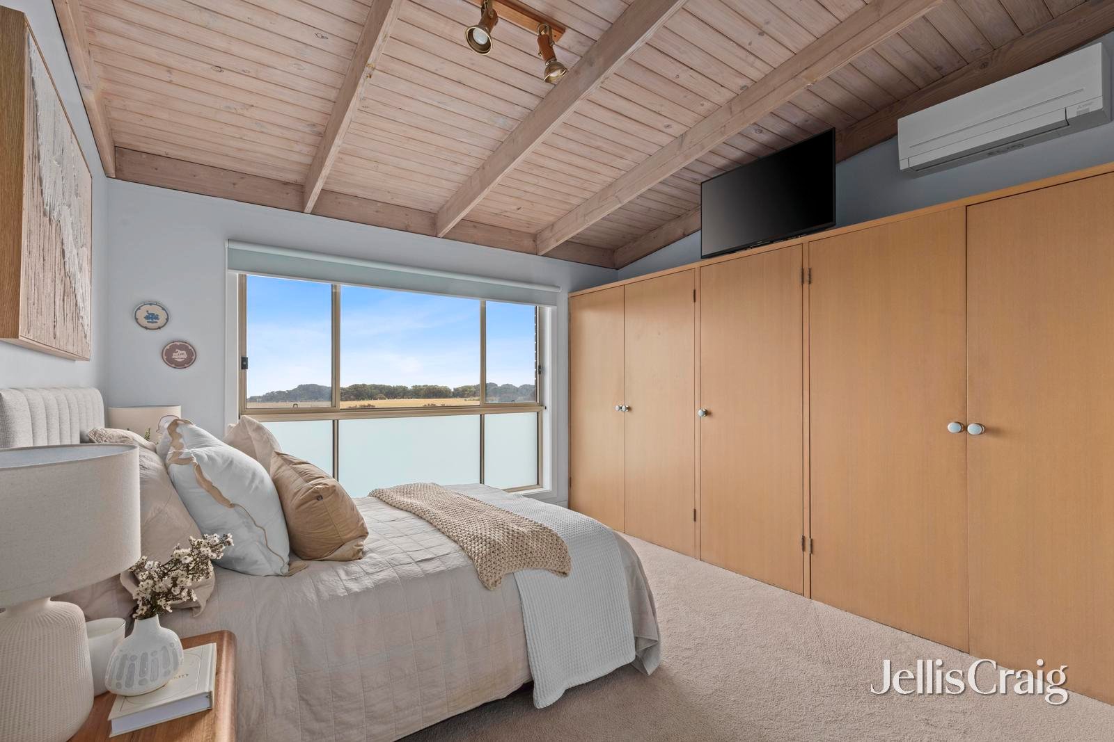 147 The Esplanade, Torquay image 8