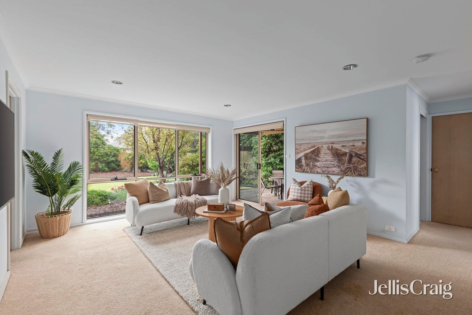 147 The Esplanade, Torquay image 9