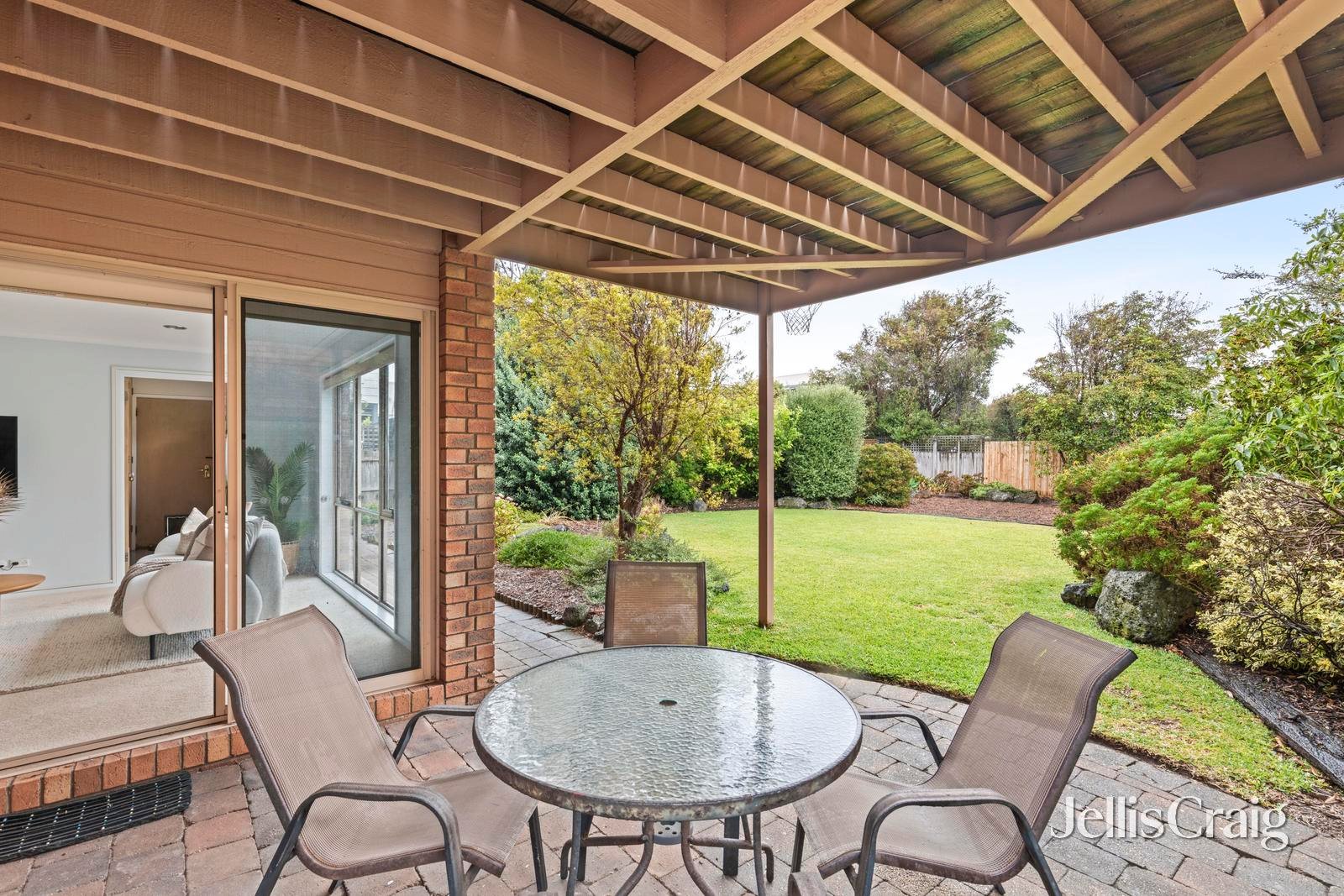 147 The Esplanade, Torquay image 10