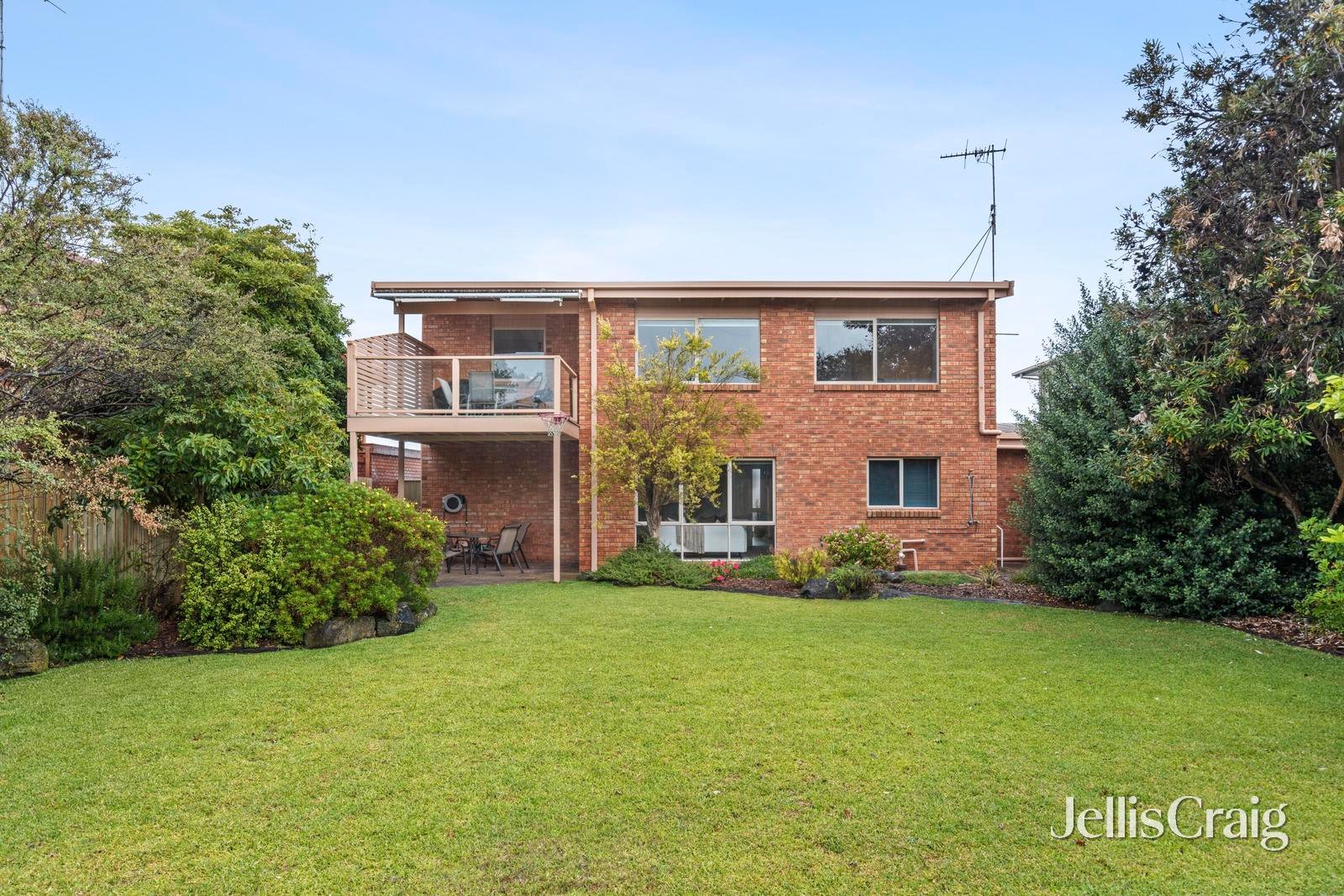 147 The Esplanade, Torquay image 11