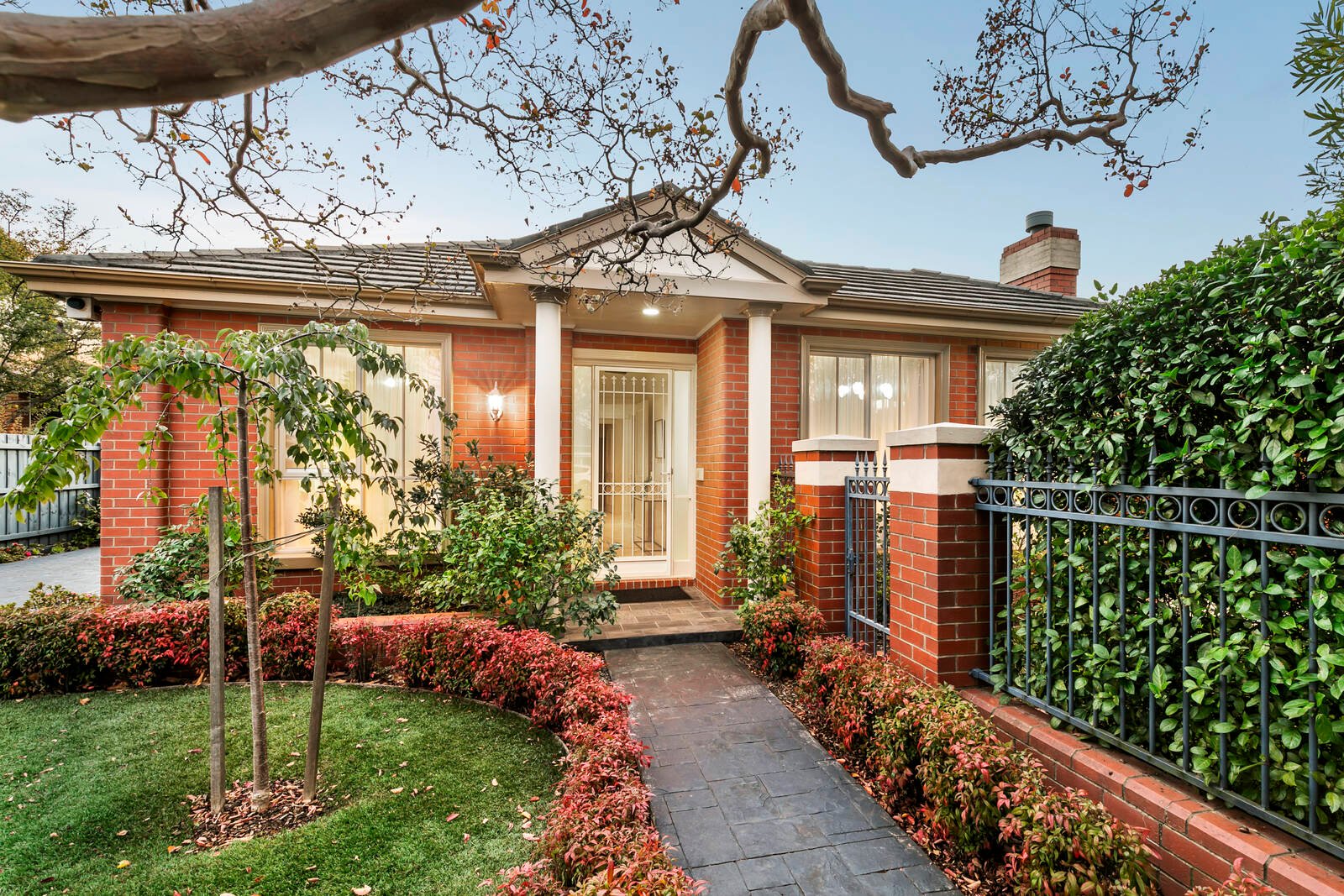 Property Gallery - Main Image
