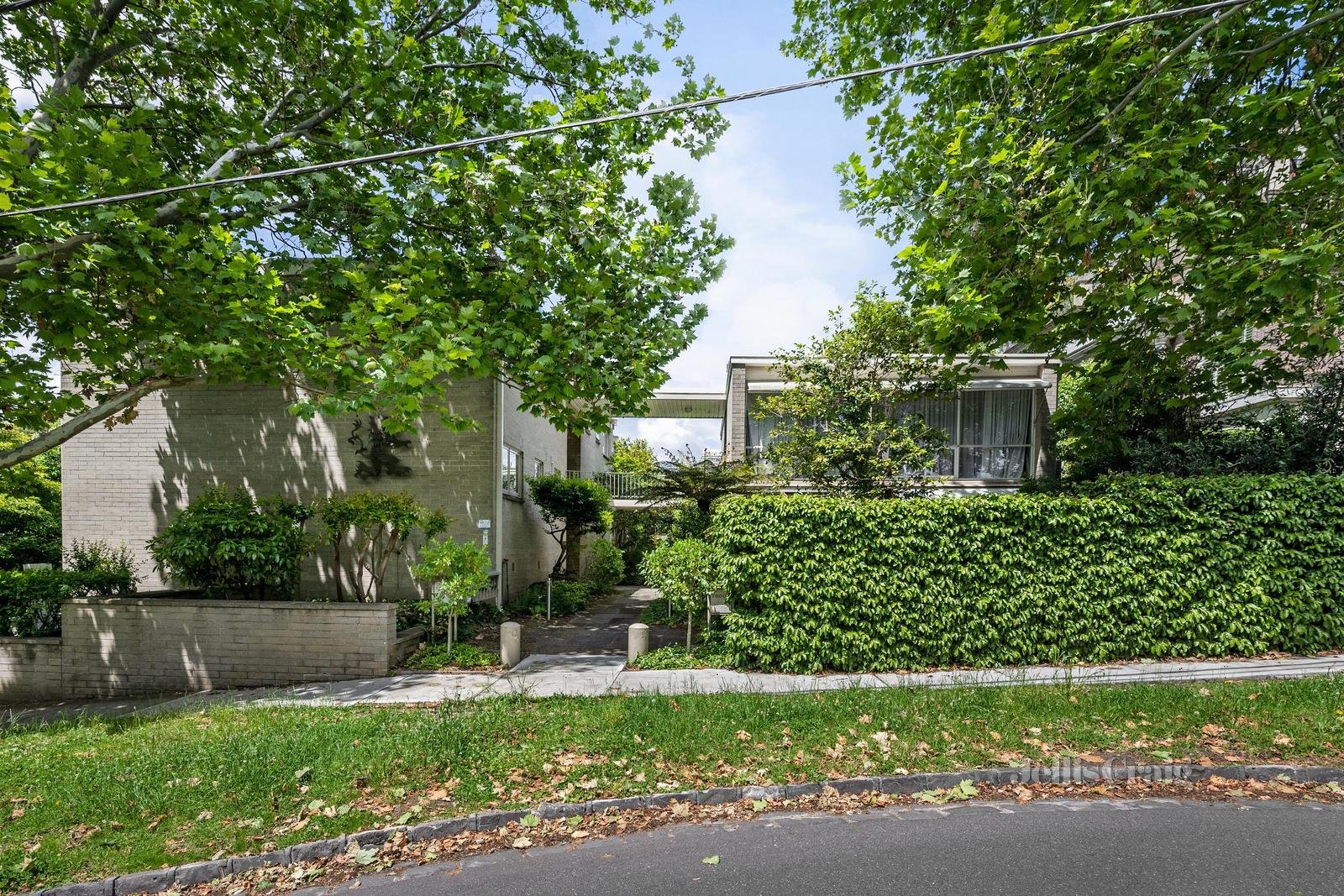 14/746 Orrong Road, Toorak image 1