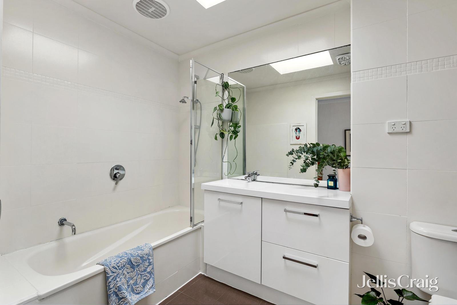 14/77 St James Road, Rosanna image 12
