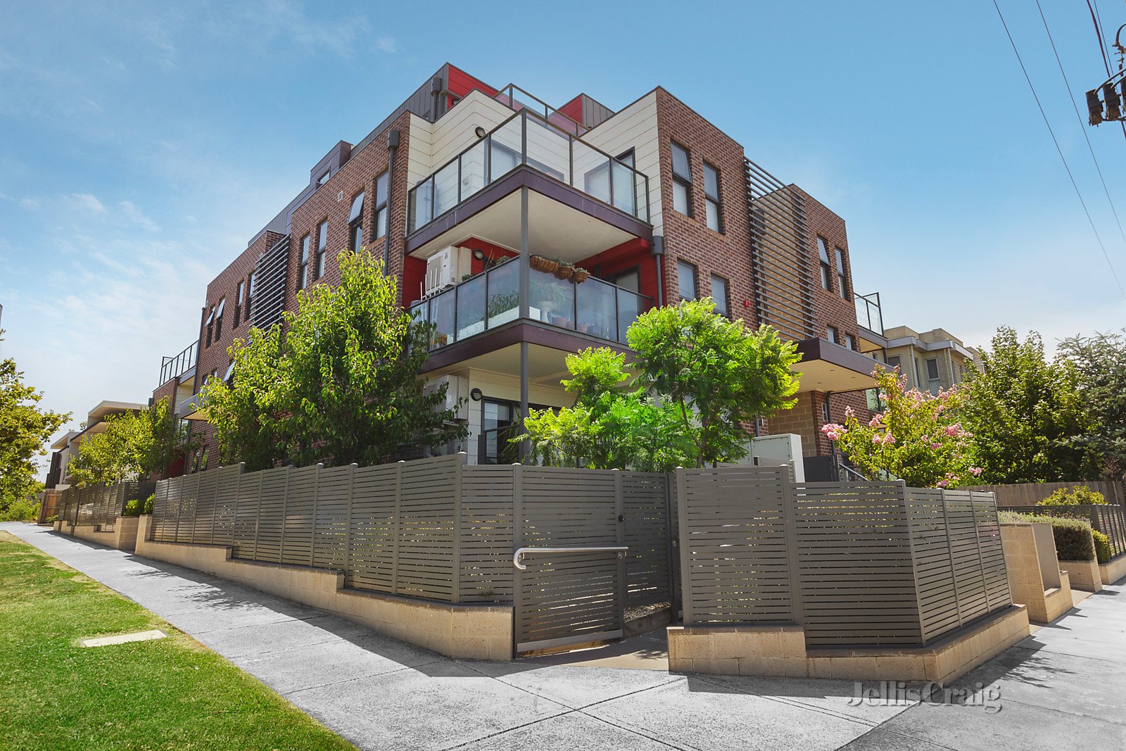 14/794 Warrigal Road, Malvern East image 4