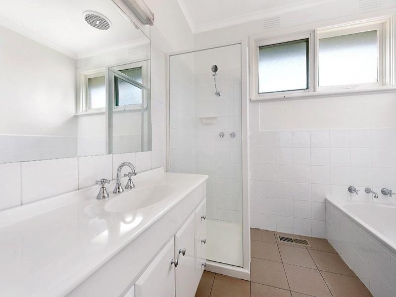 14/8-12 Parring Road, Balwyn image 6