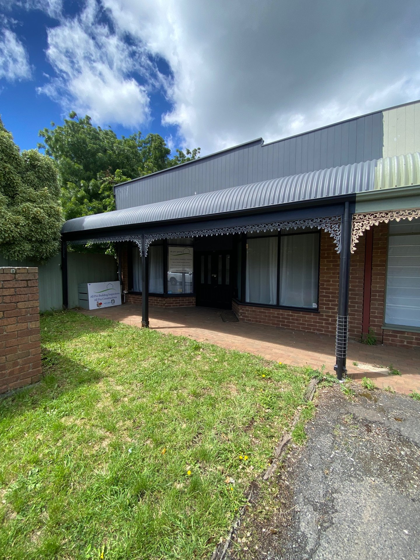 1/48-50 Mollison Street, Kyneton image 1