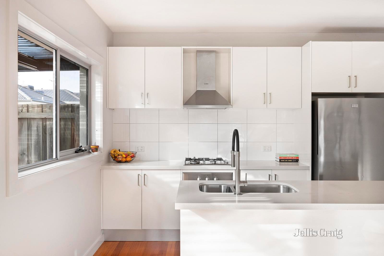 1/48 Blenheim Road, Newport image 5