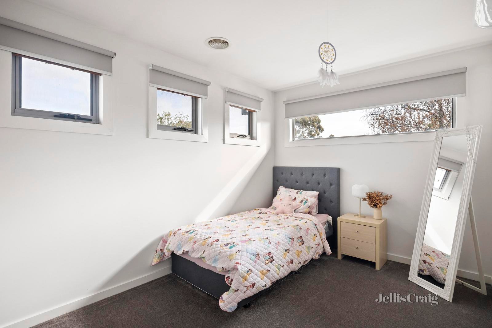 1/48 Blenheim Road, Newport image 9
