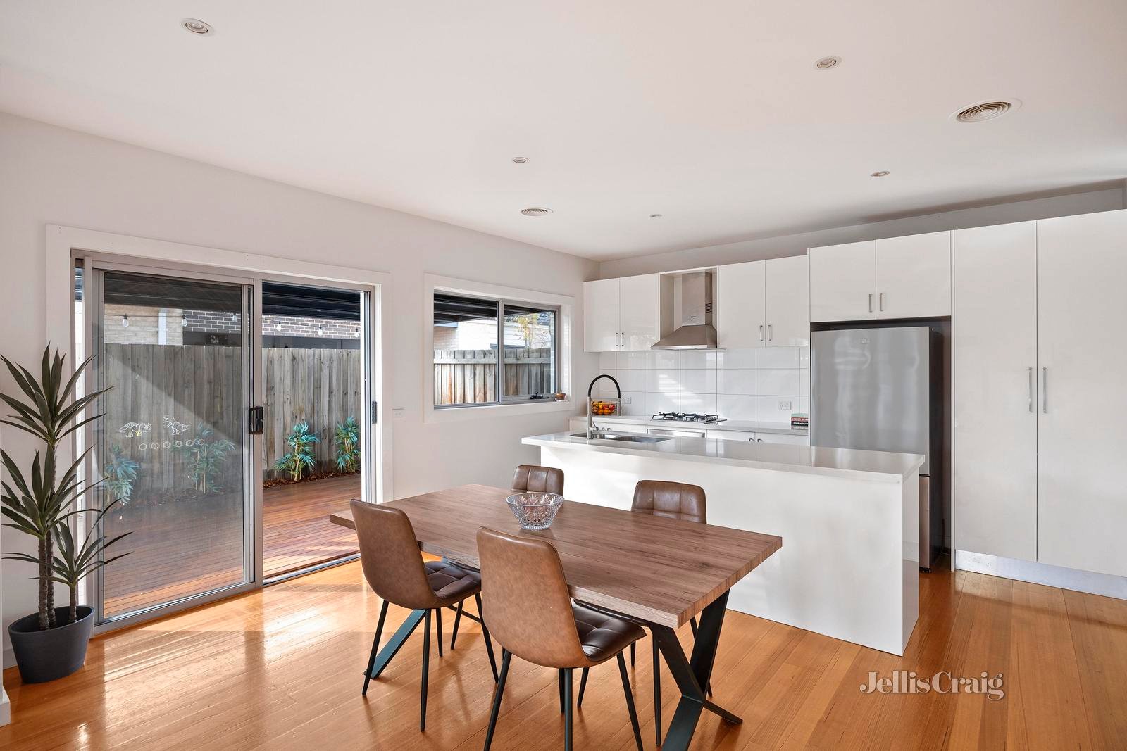 1/48 Blenheim Road, Newport image 13