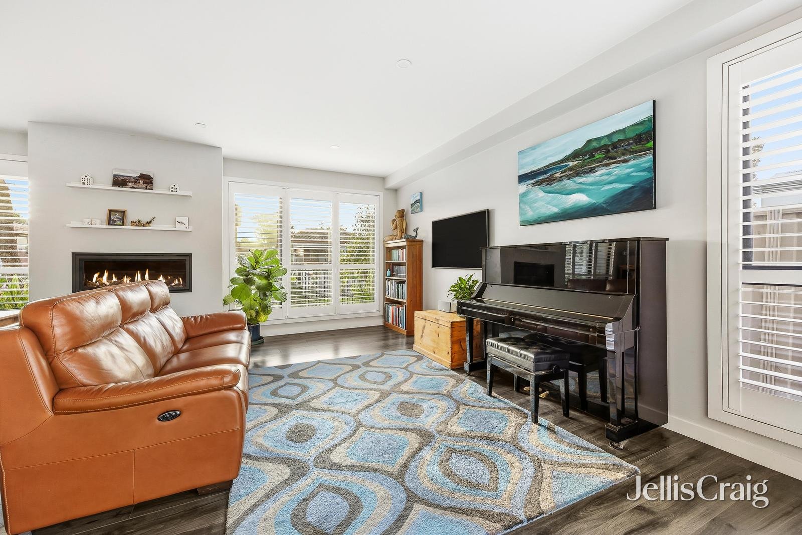 1/48 Coburg Street, Coburg image 2