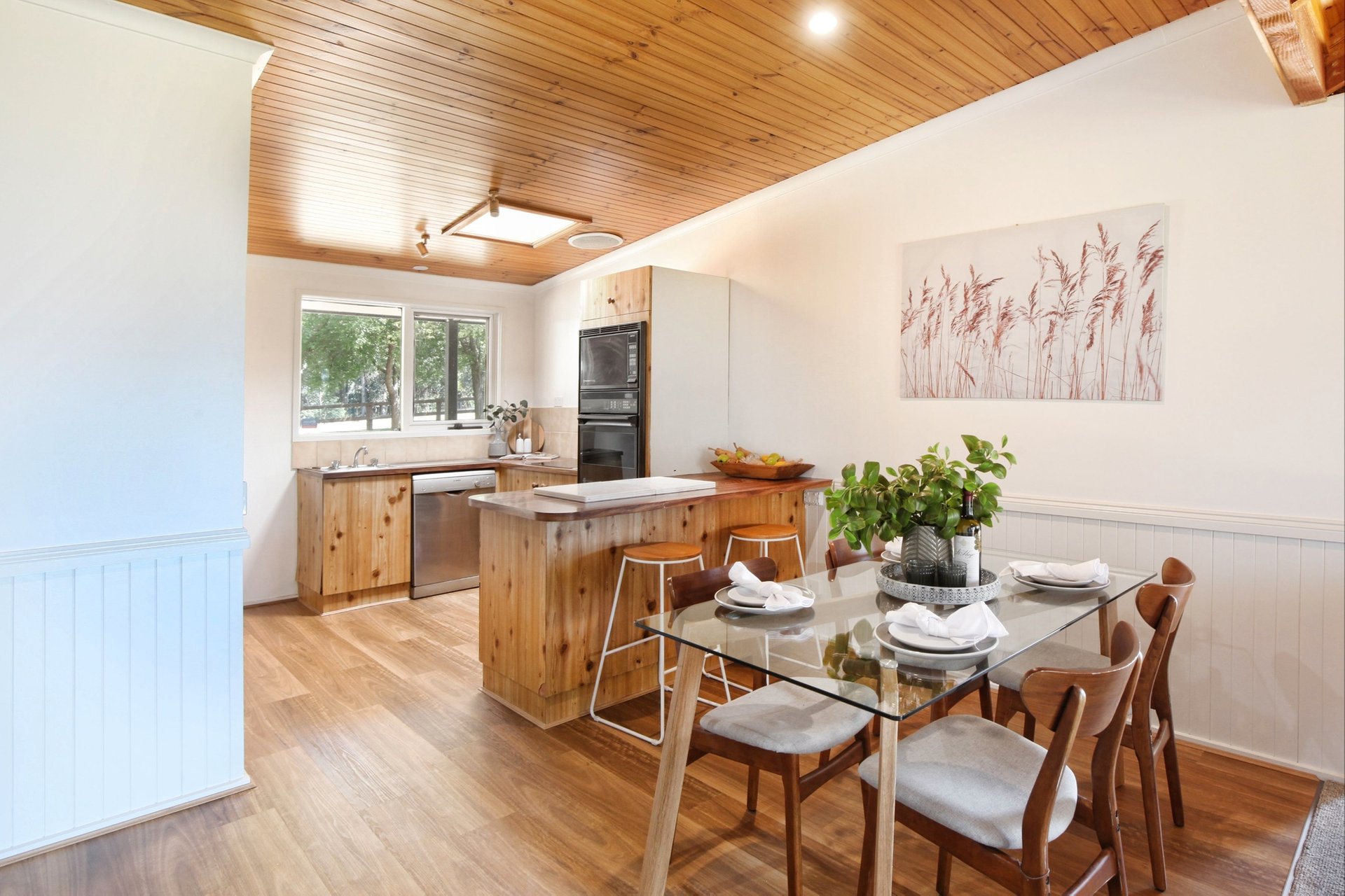 Property Gallery Thumbnail 8