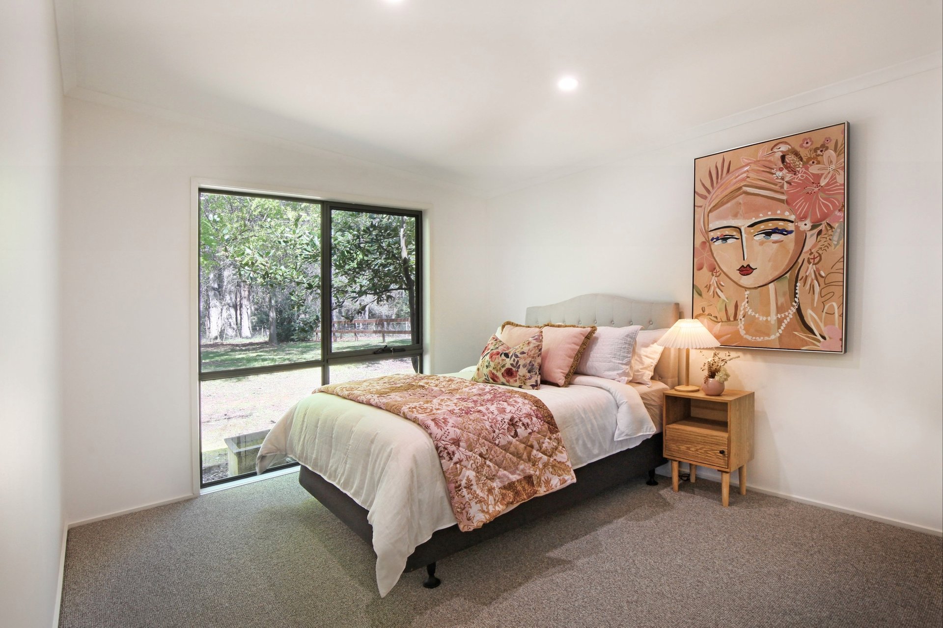 Property Gallery Thumbnail 11