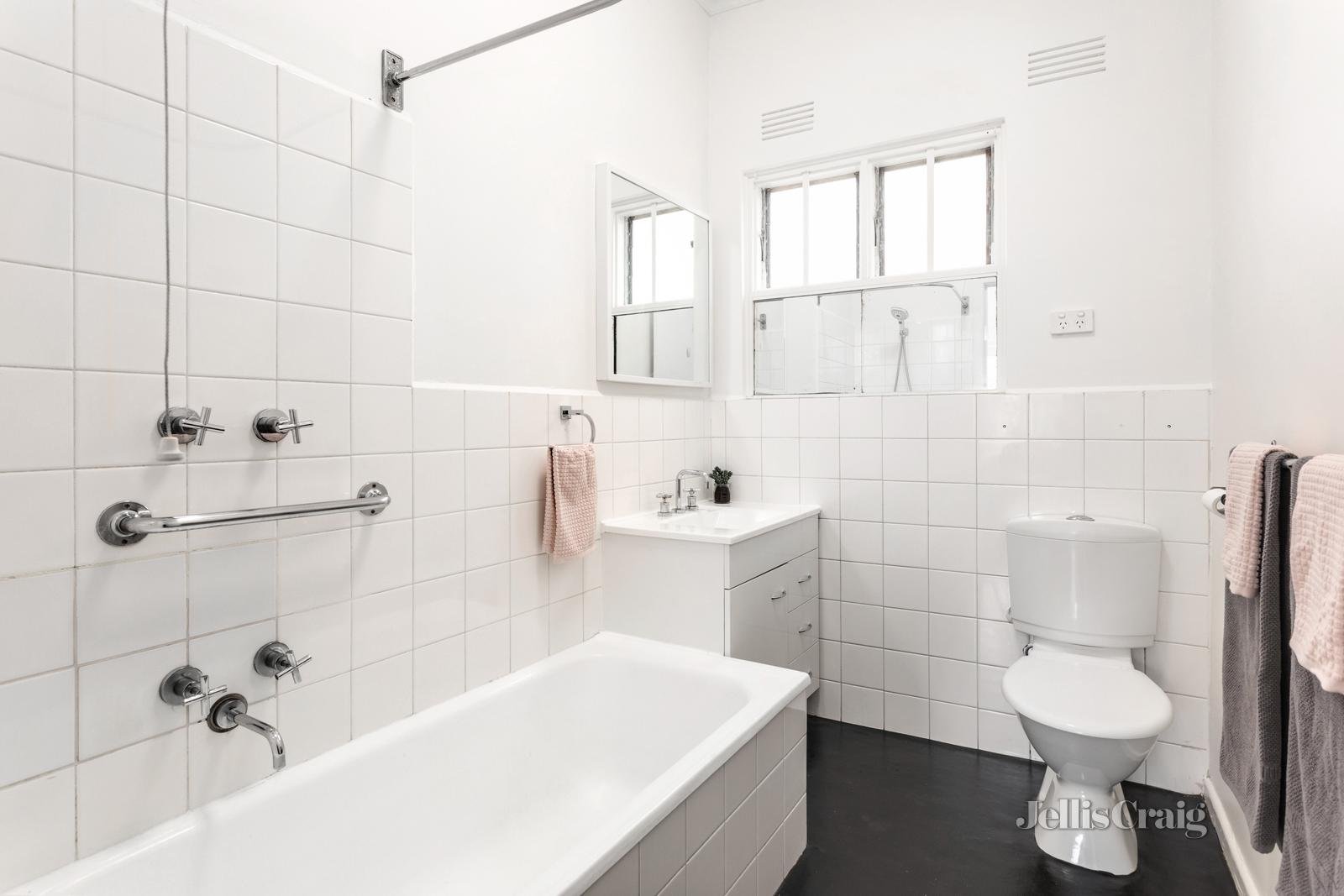 14/8 Hepburn Street, Hawthorn image 6