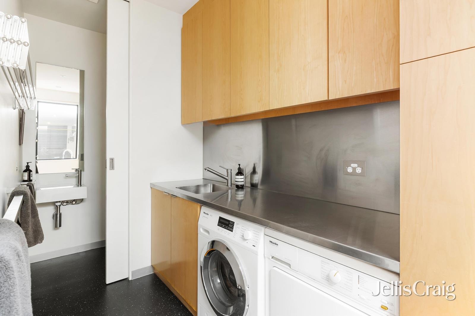 148 Highett Street, Richmond image 17