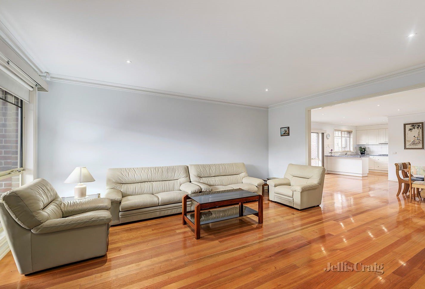 1/48 Marianne Way, Mount Waverley image 2