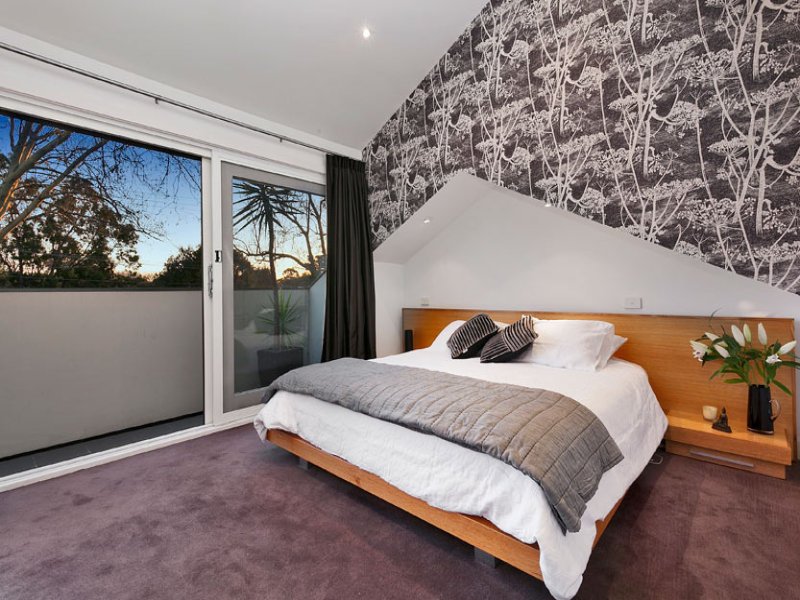 148 Mitford Street, Elwood image 5