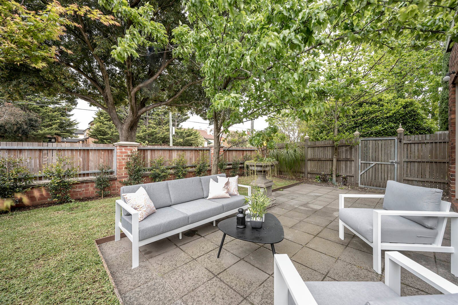 Property Gallery Thumbnail 2