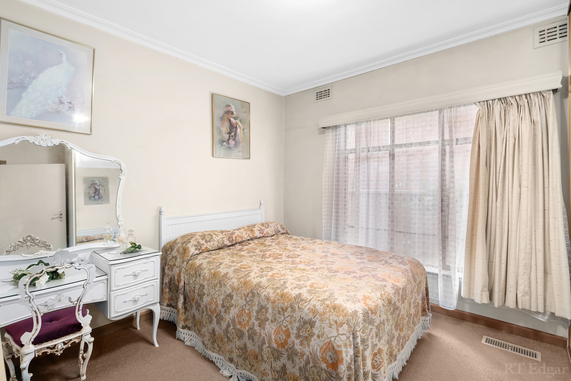 Property Gallery Thumbnail 7