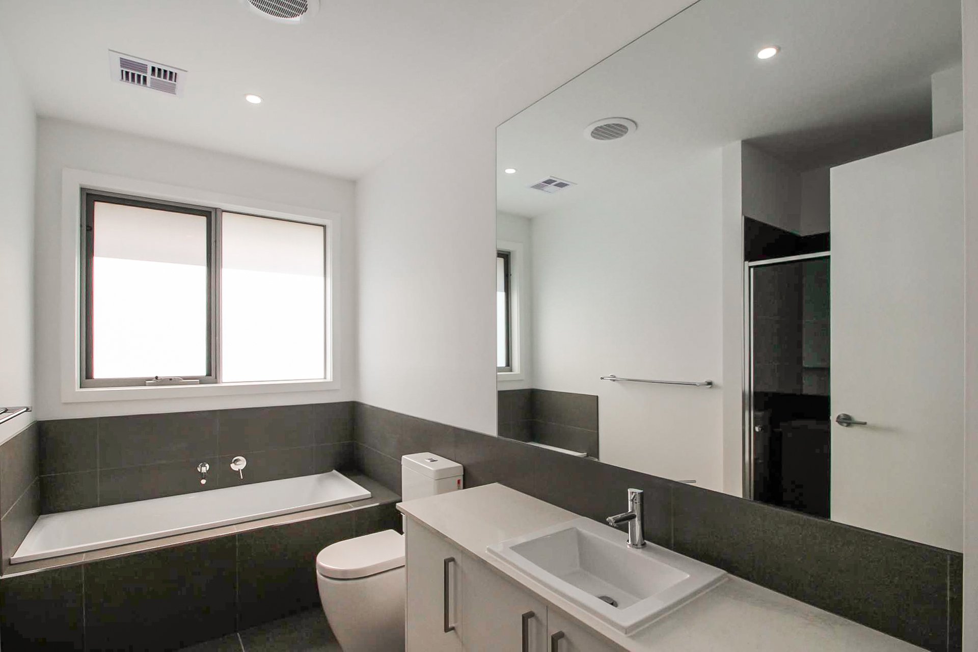 1/49 Lonsdale Street, South Geelong image 10
