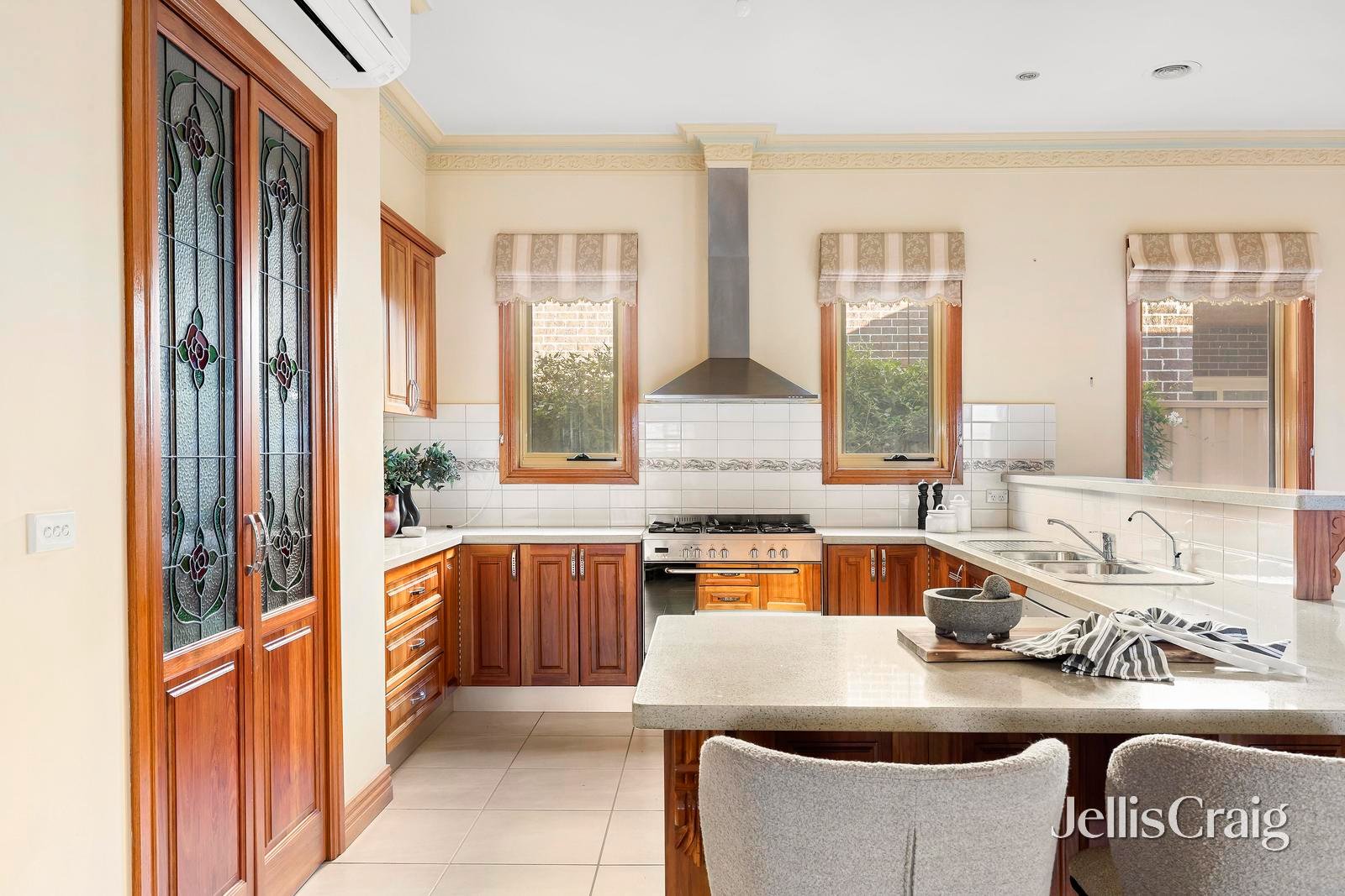 149 Ogilvie Street, Essendon image 3