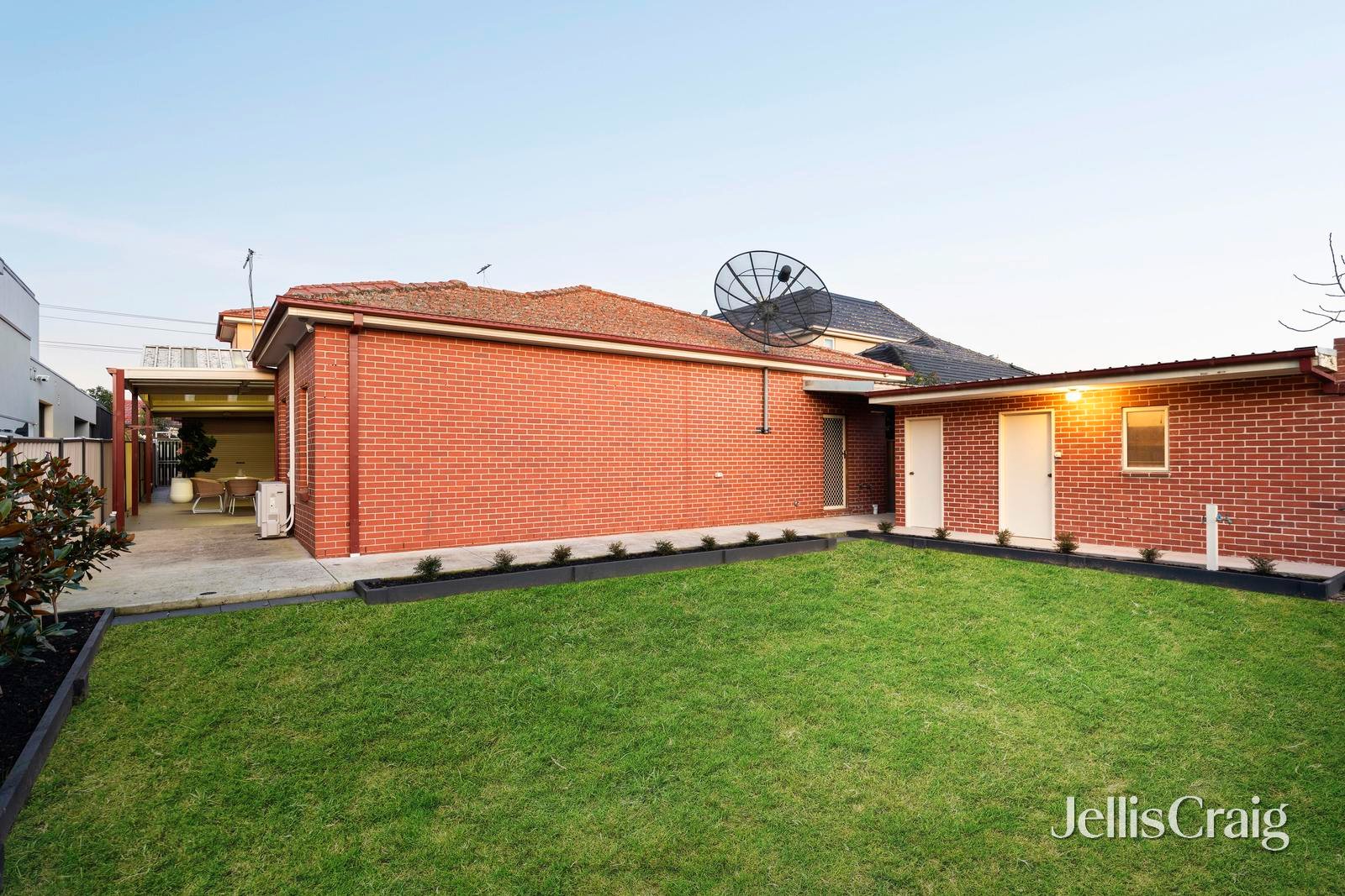 149 Ogilvie Street, Essendon image 10