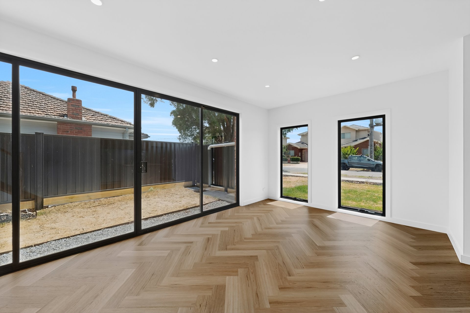 1/49 Queens Parade, Fawkner image 2