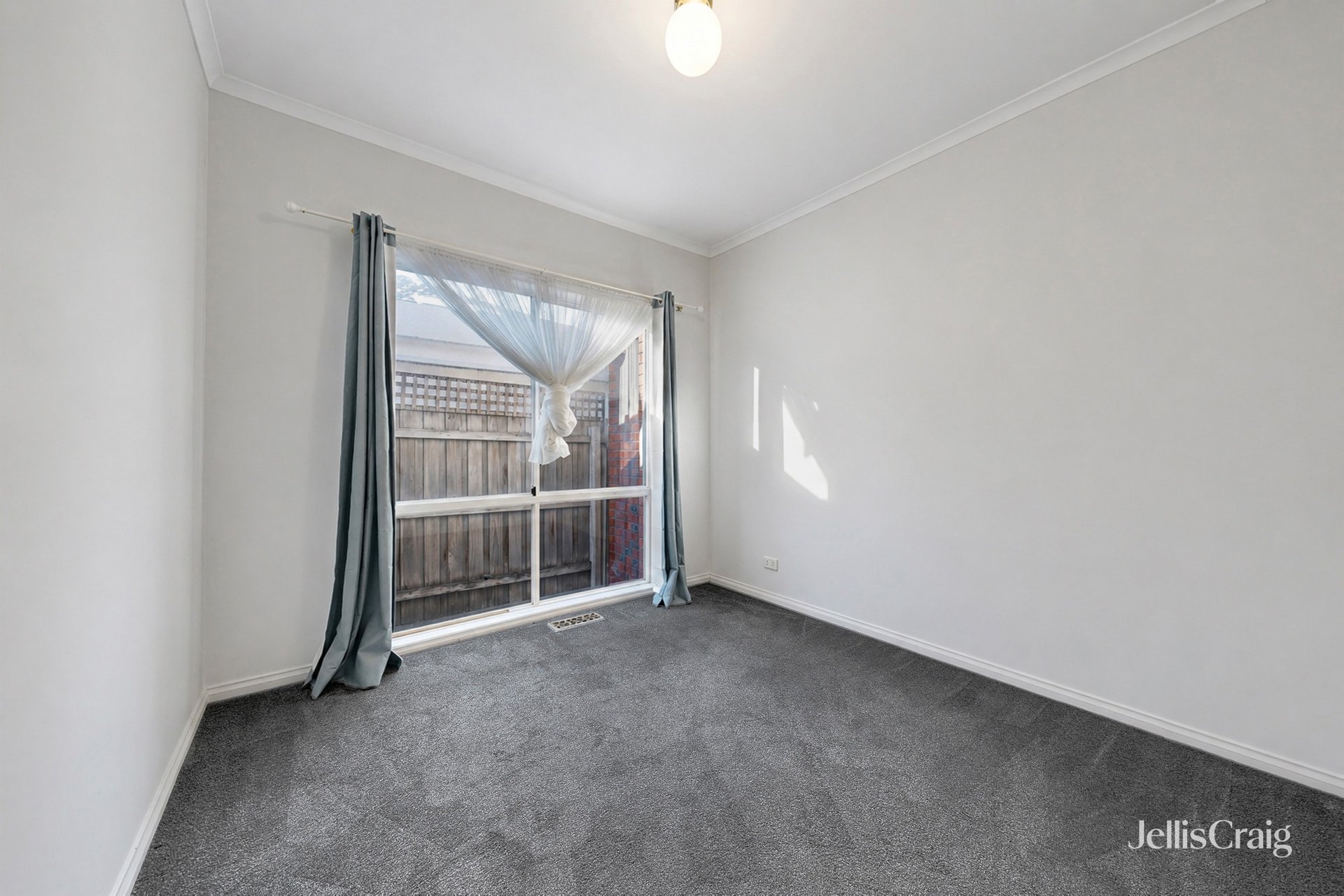 1/49 Roland Avenue, Strathmore image 10