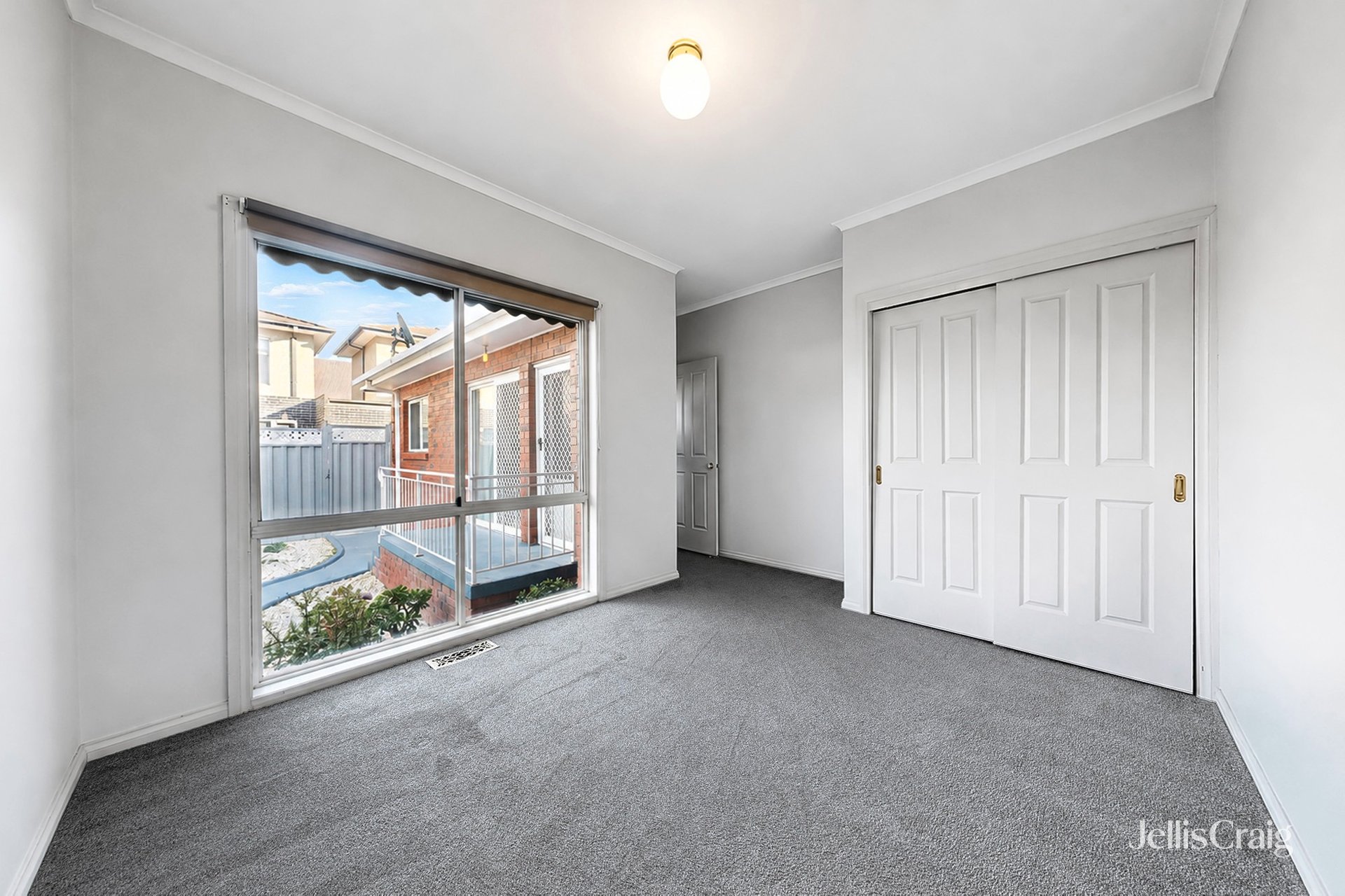 1/49 Roland Avenue, Strathmore image 8