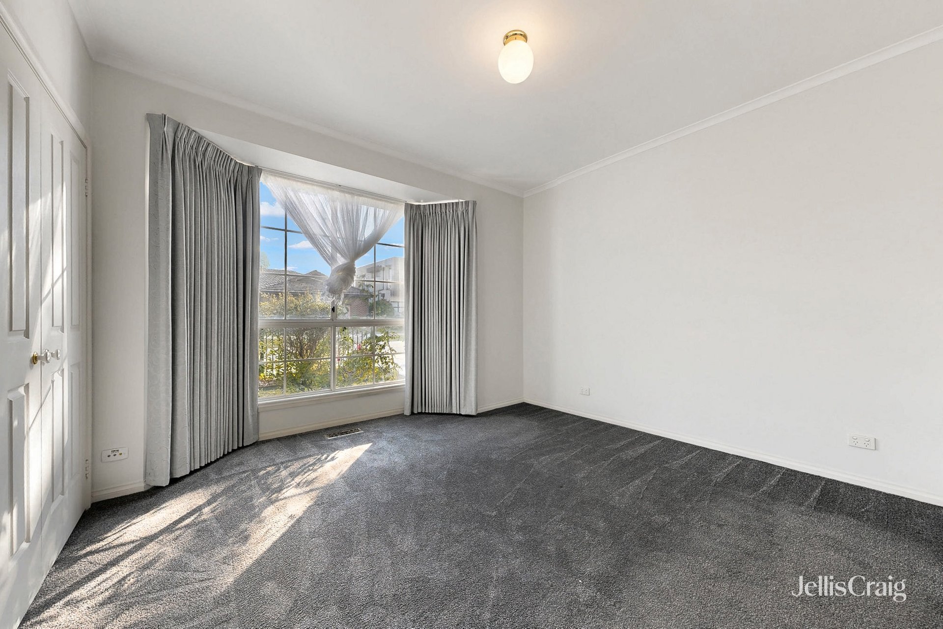 1/49 Roland Avenue, Strathmore image 9