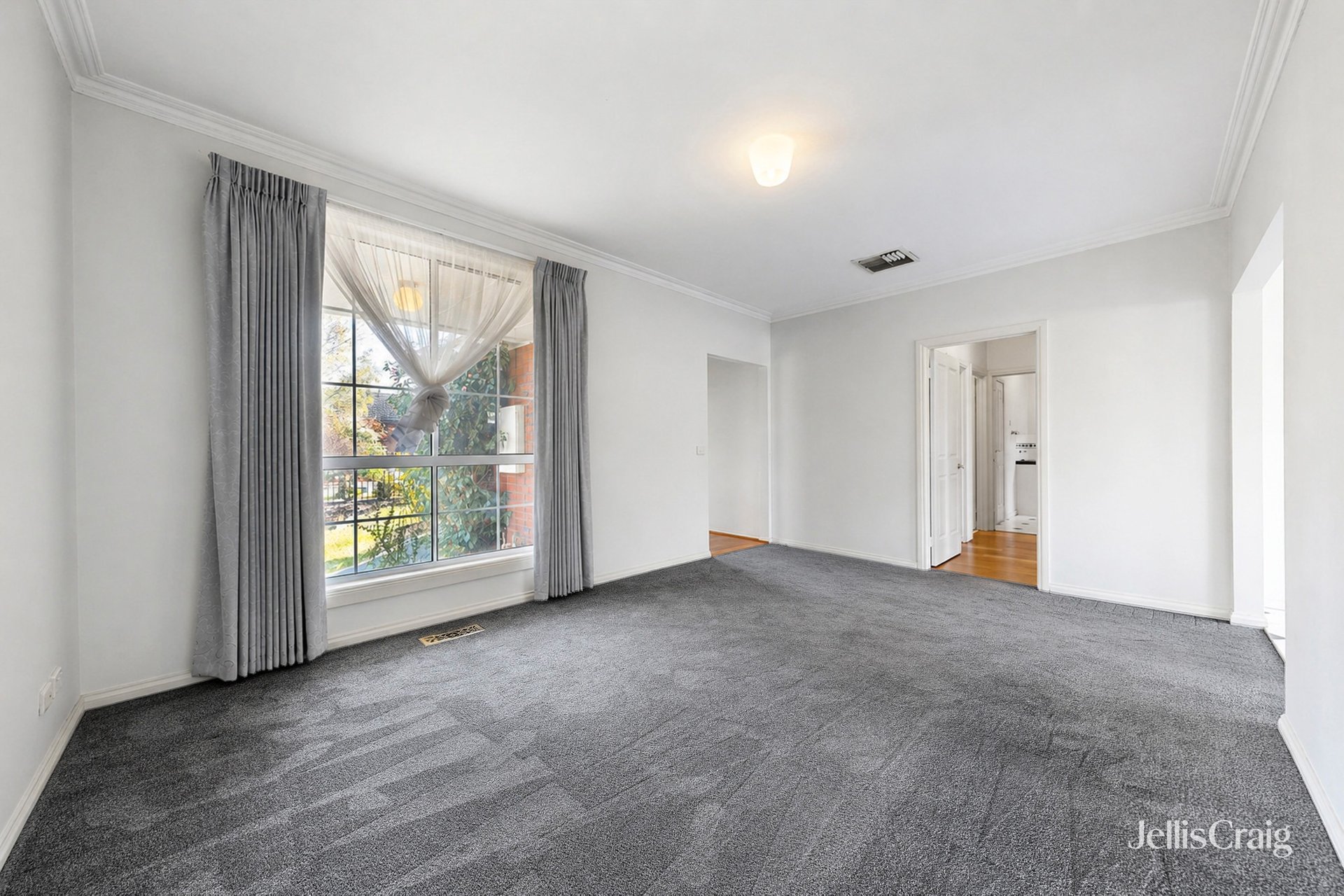 1/49 Roland Avenue, Strathmore image 7