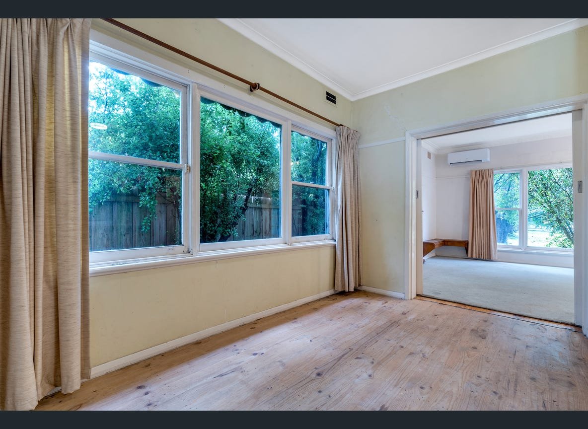 Property Gallery Thumbnail 11