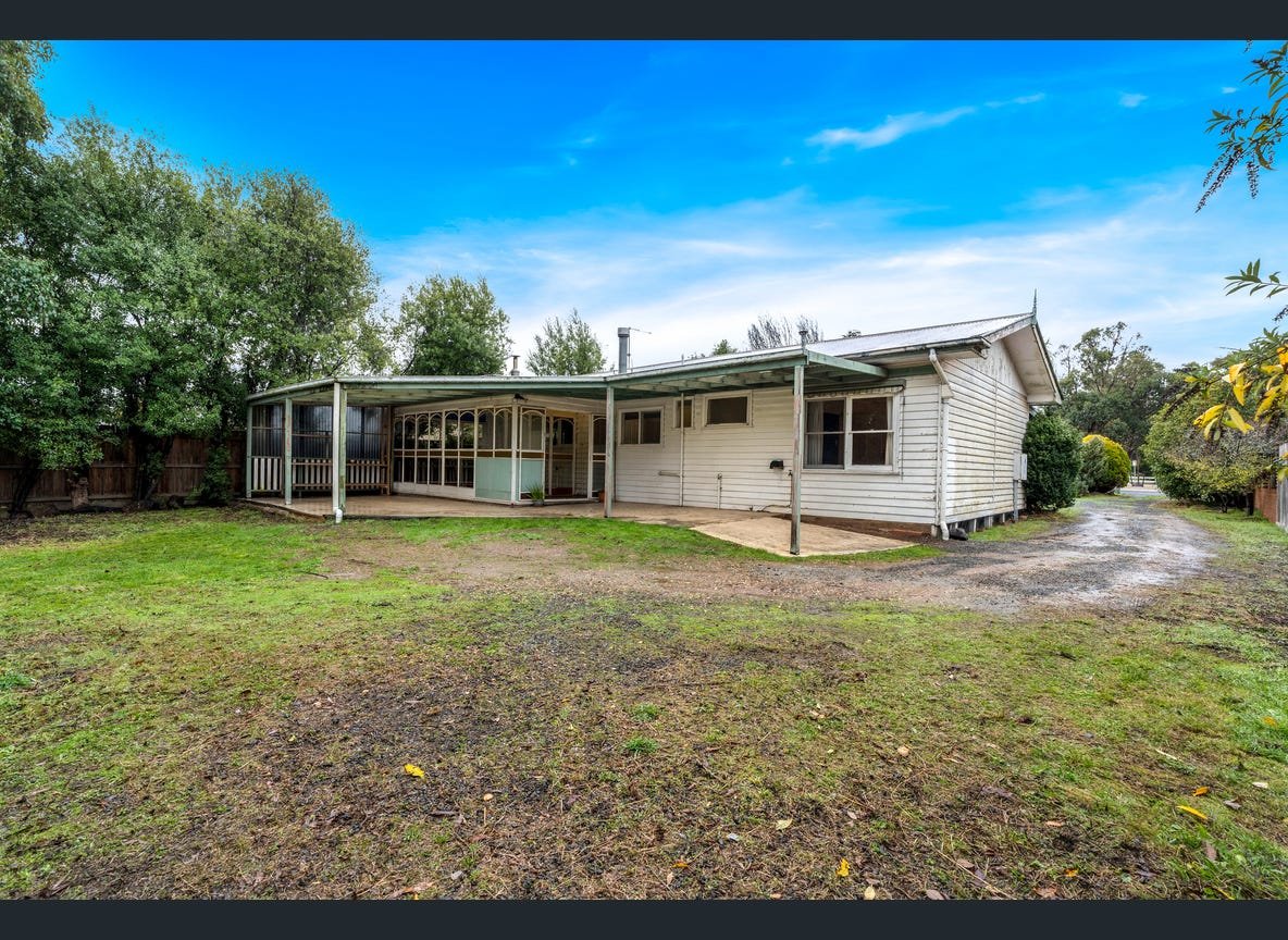 Property Gallery Thumbnail 15