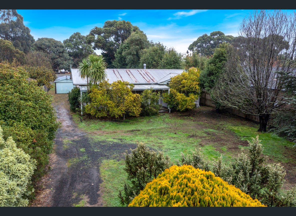 Property Gallery Thumbnail 3