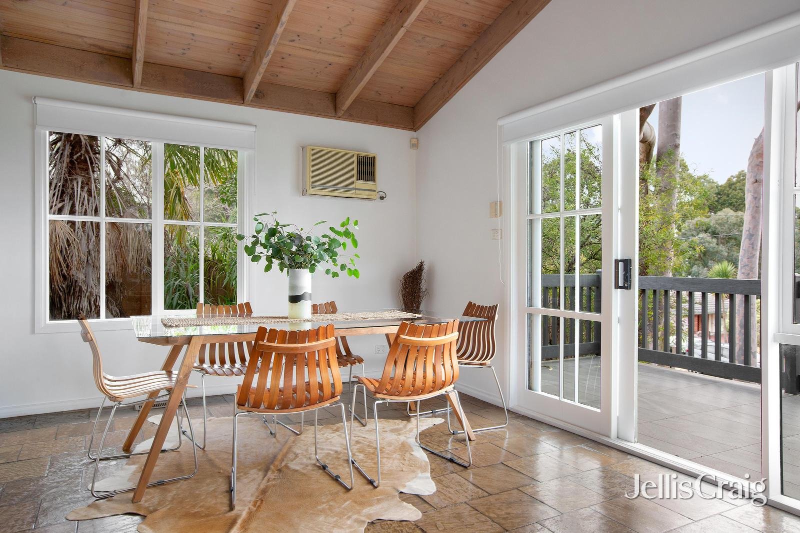 1/49 Sunnyside Crescent, Wattle&nbsp;Glen image 3