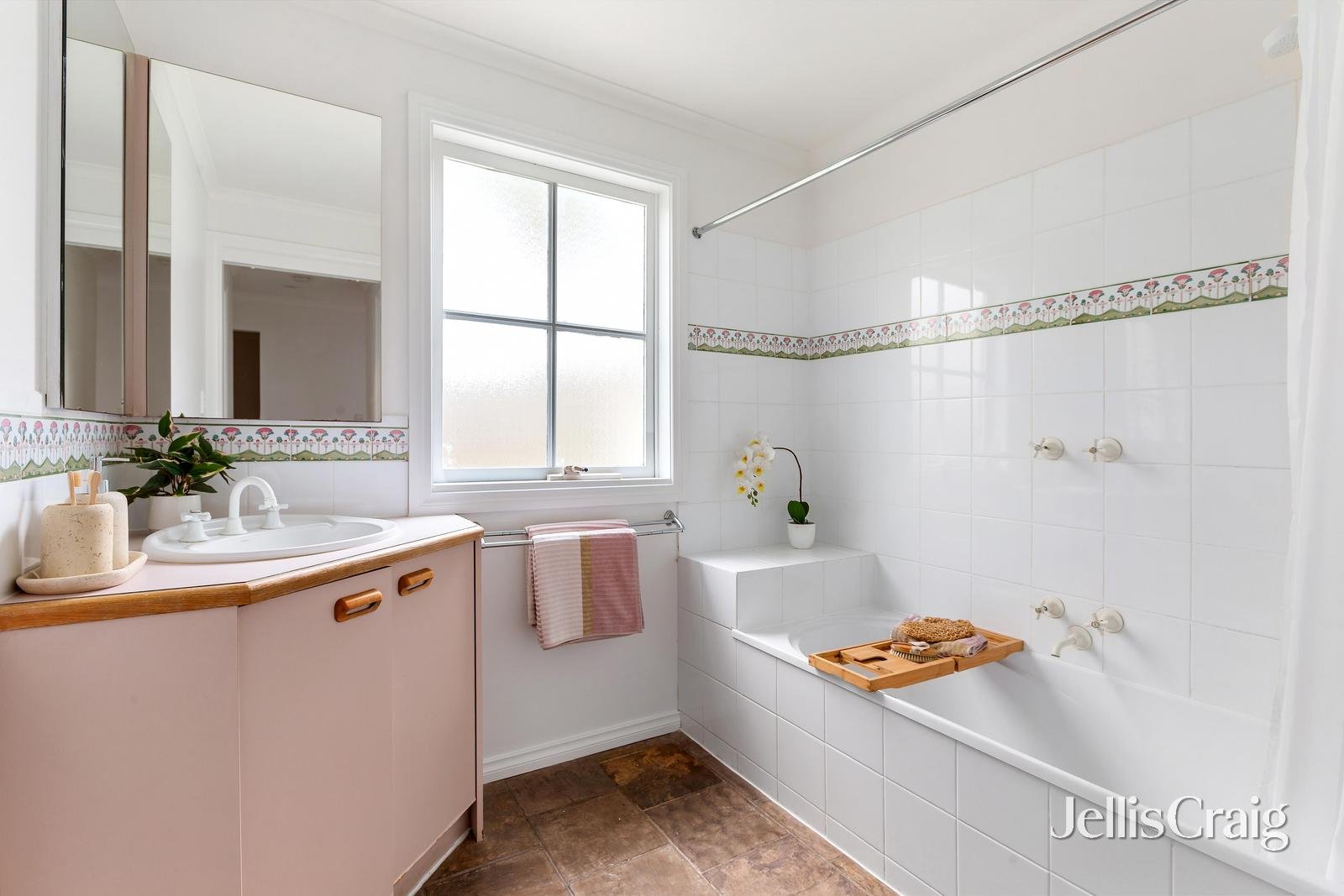 1/49 Sunnyside Crescent, Wattle&nbsp;Glen image 8