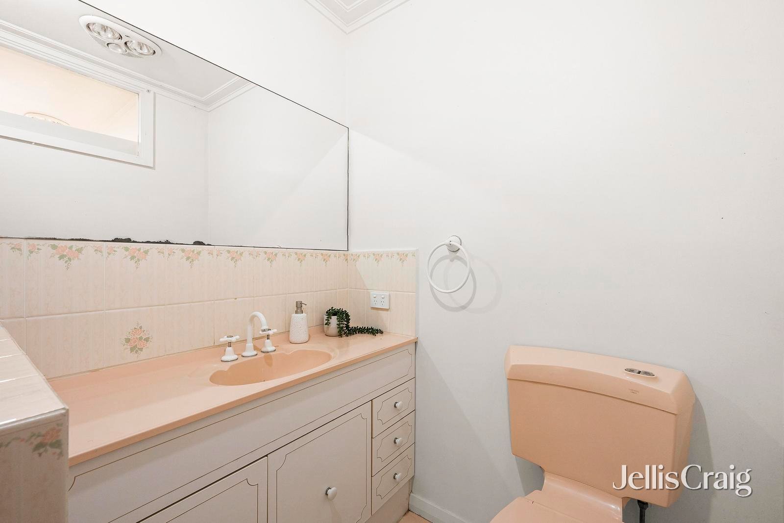 149 York Road, Montrose image 13