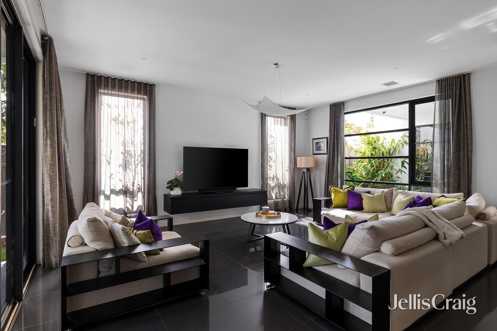 1495 Burke Road, Kew&nbsp;East image 2