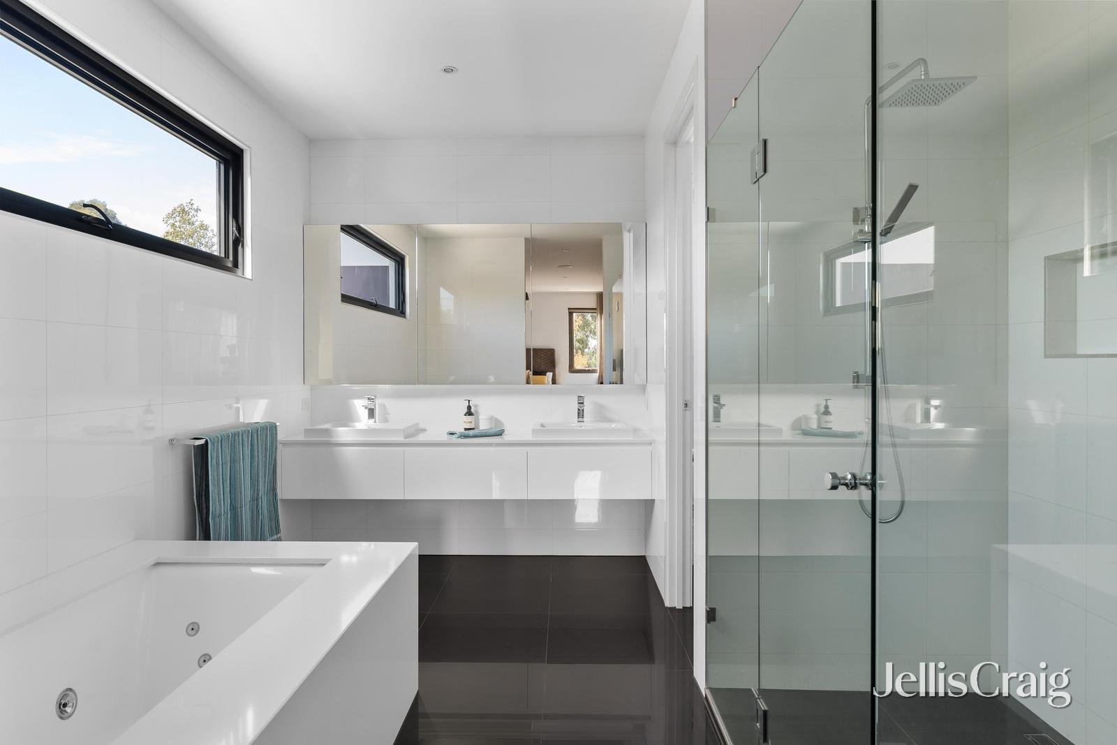 1495 Burke Road, Kew&nbsp;East image 13